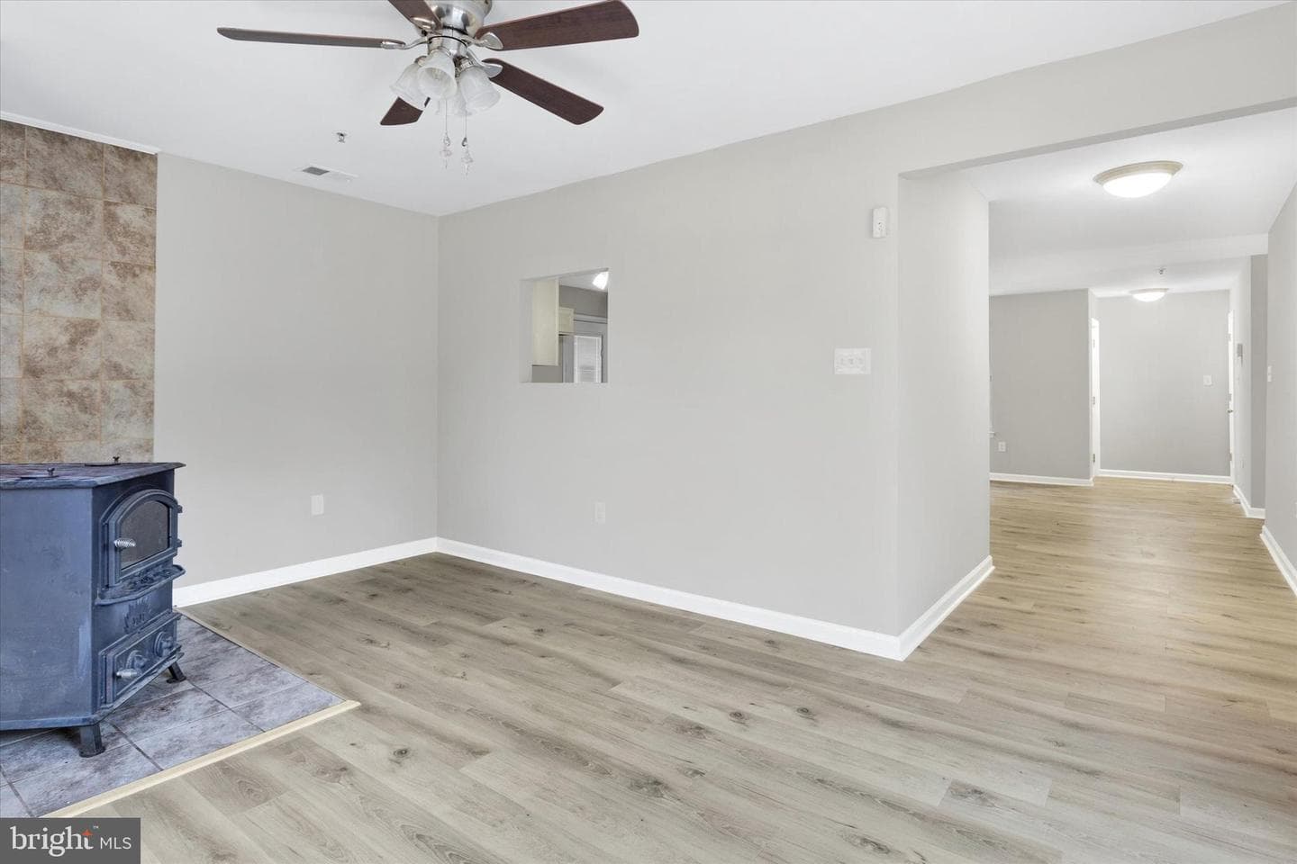 6495 Valley Road photo 9