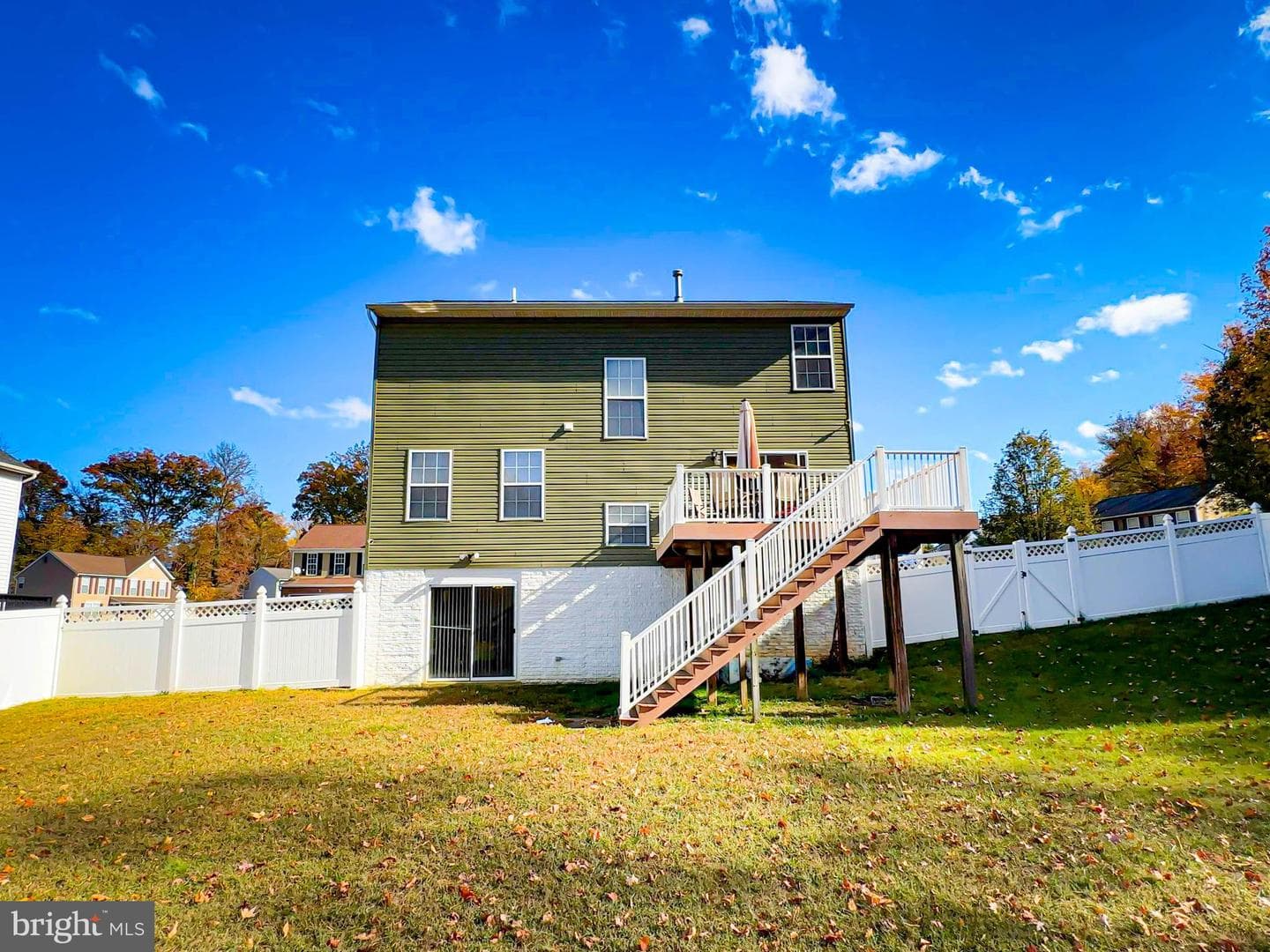 2605 Larissa Court photo 4