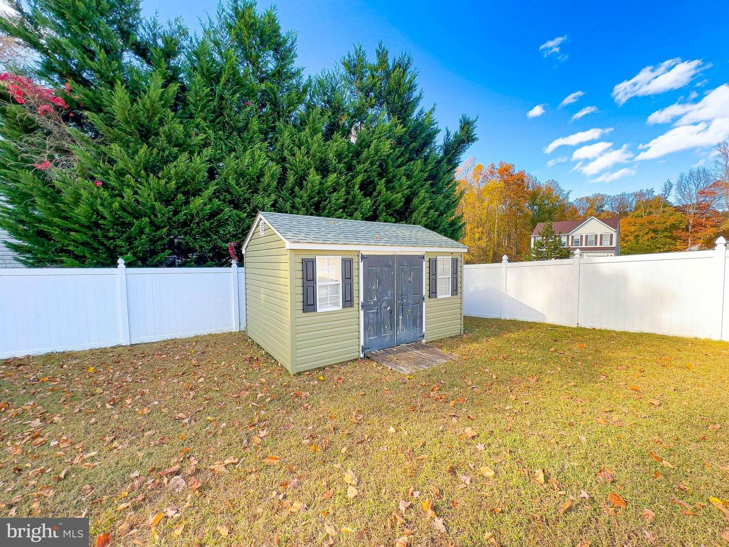 2605 Larissa Court photo 6