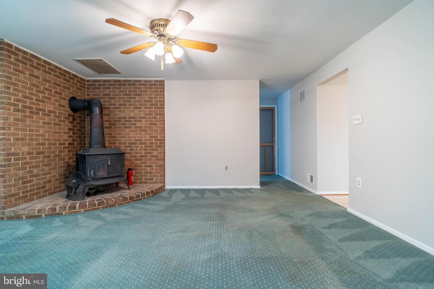 2900 Sandwich Drive photo 16