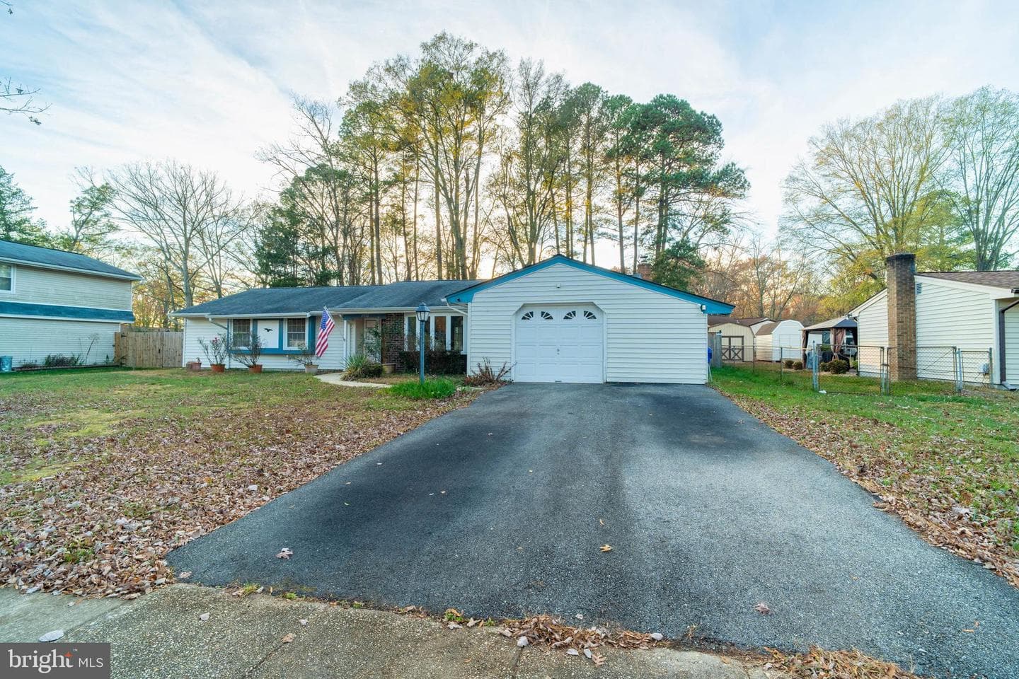2900 Sandwich Drive photo 4