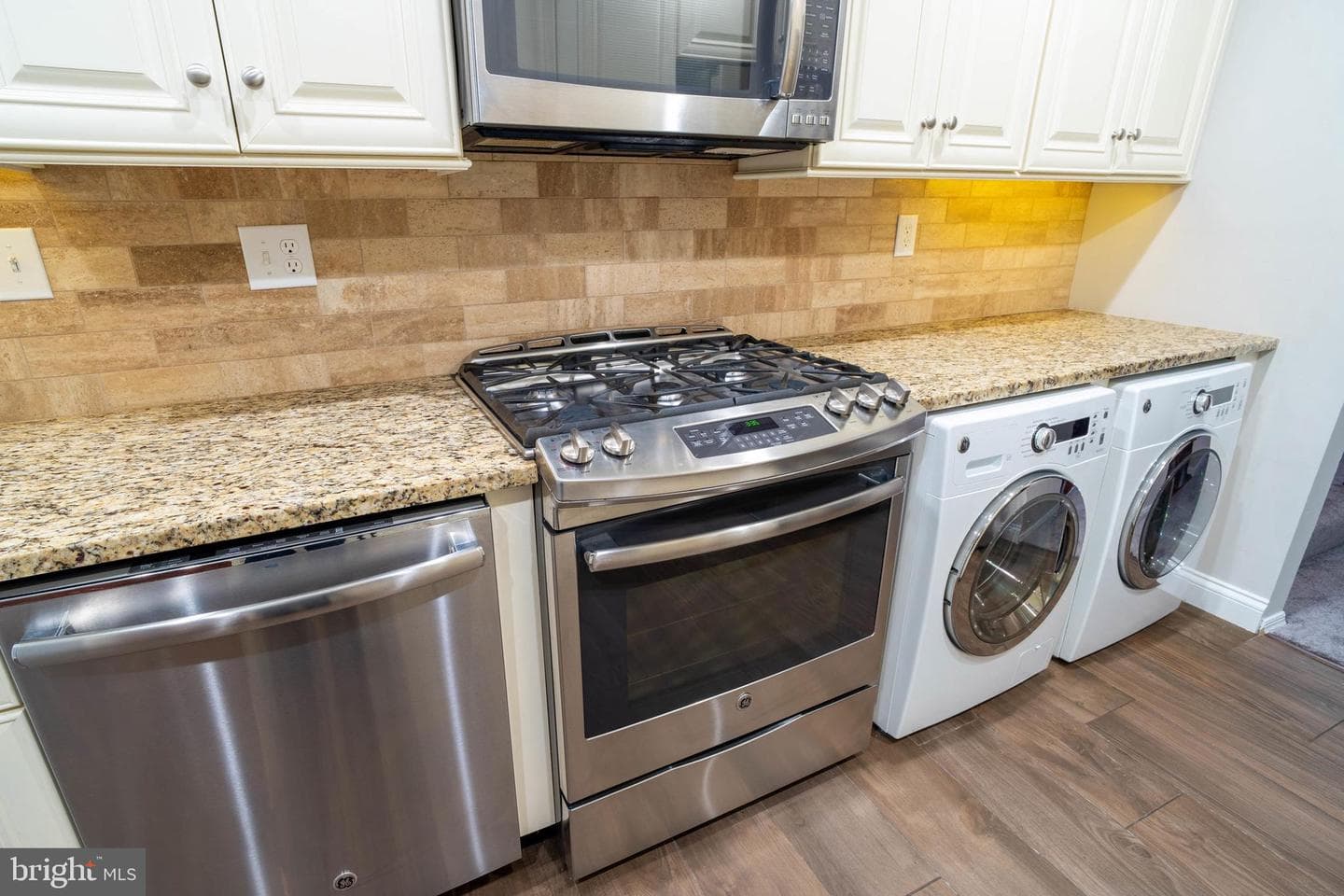 1106 Clark Avenue photo 11