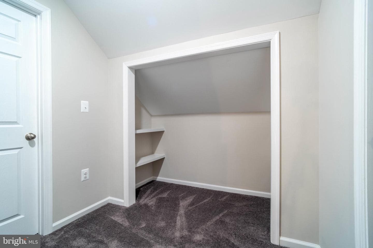 1106 Clark Avenue photo 24