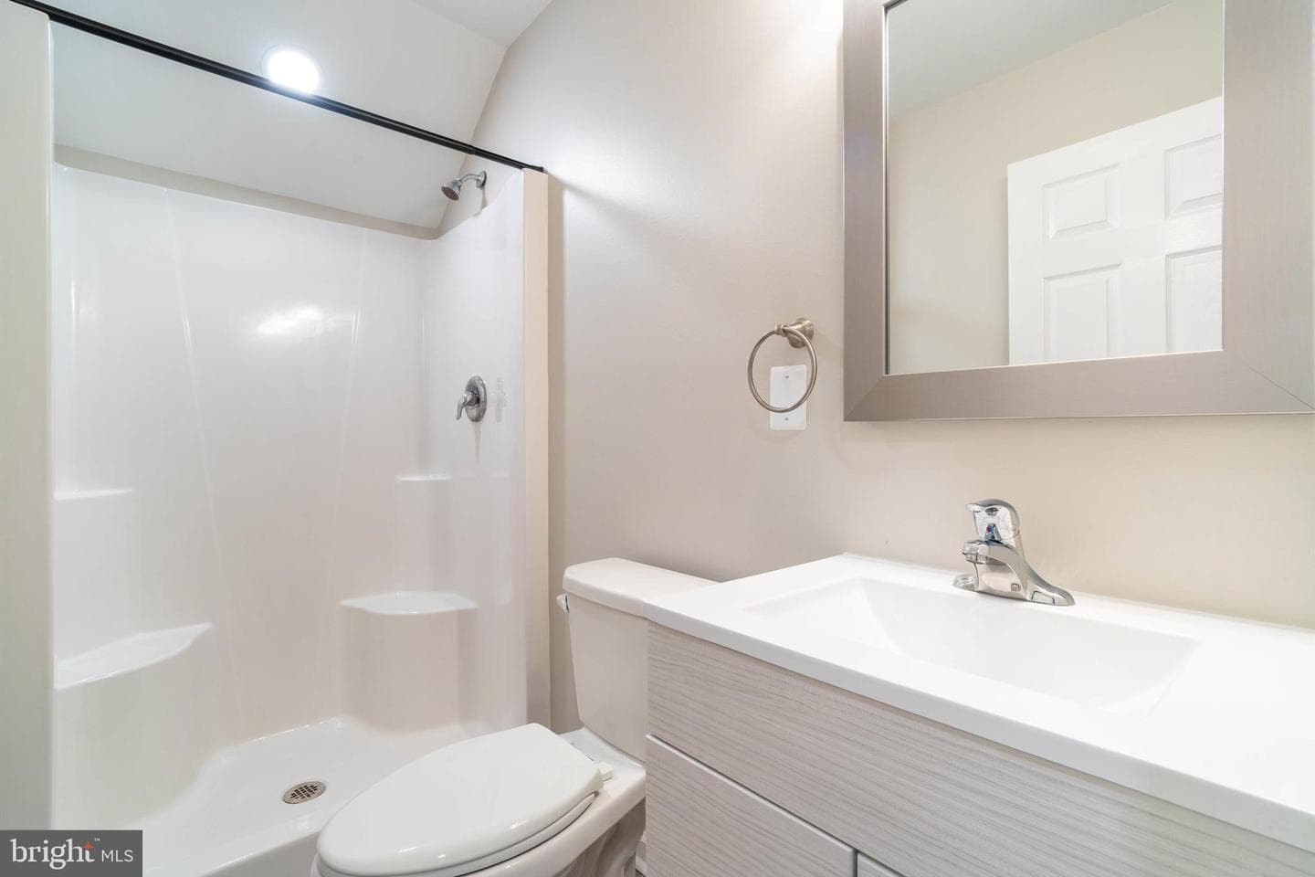 1106 Clark Avenue photo 25