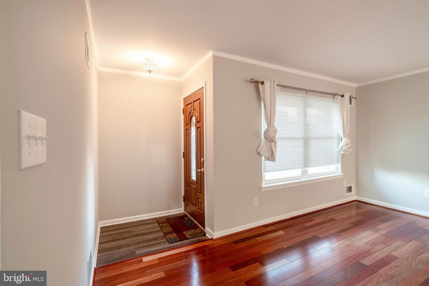 1106 Clark Avenue photo 5