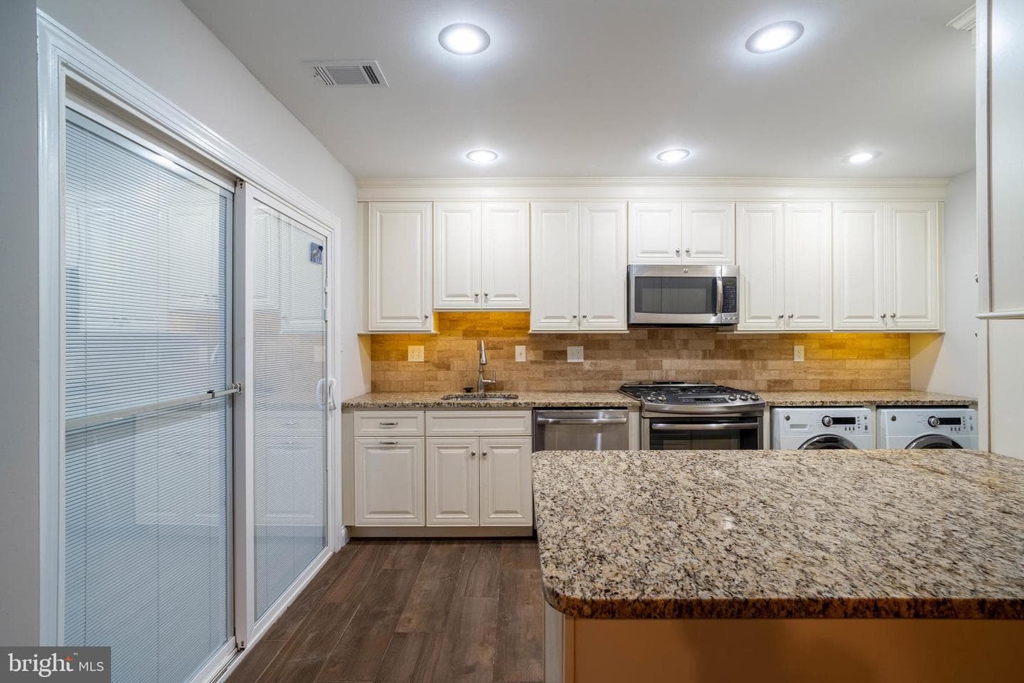1106 Clark Avenue photo 8