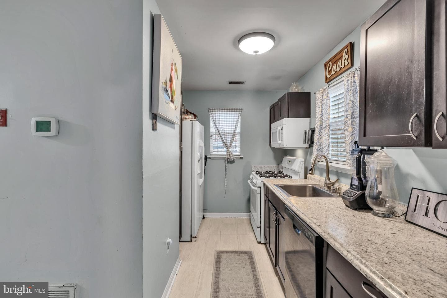 3605 Dewey Court photo 8
