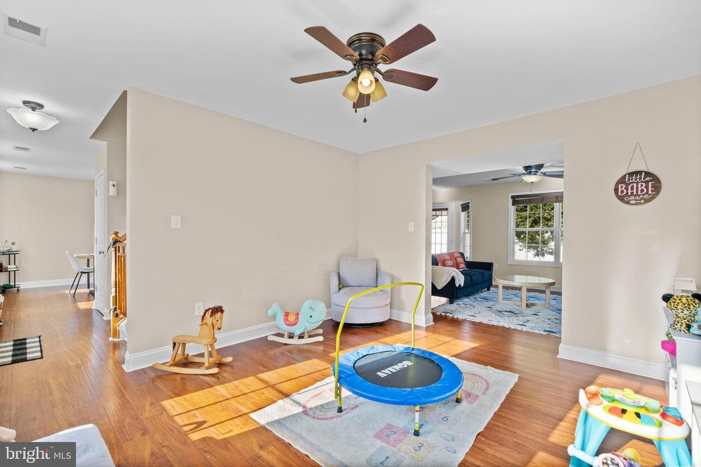 9427 Overlook Circle photo 21