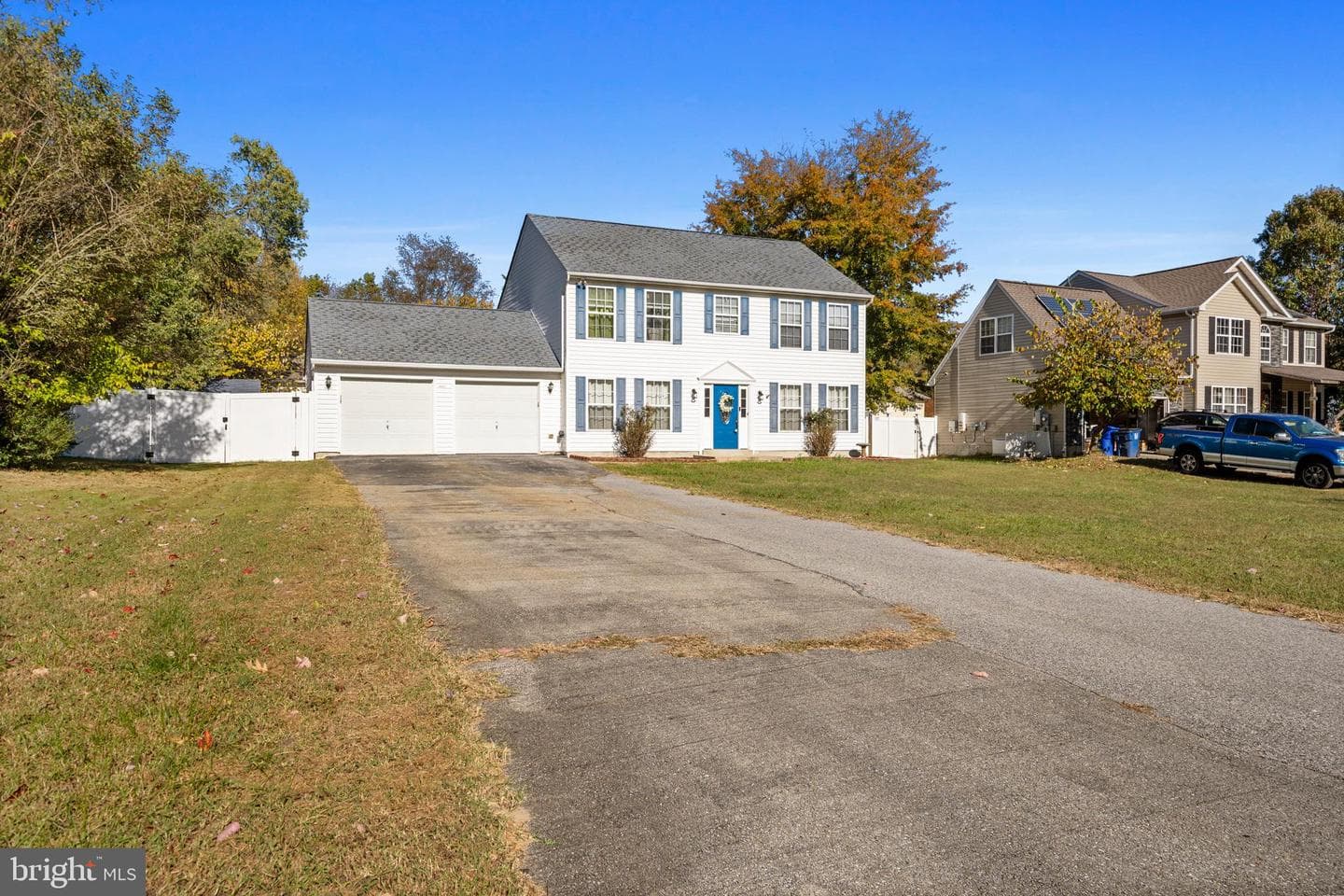 9427 Overlook Circle photo 3