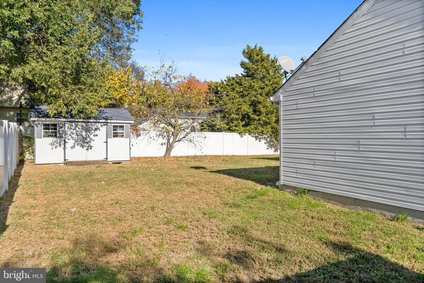 9427 Overlook Circle photo 7