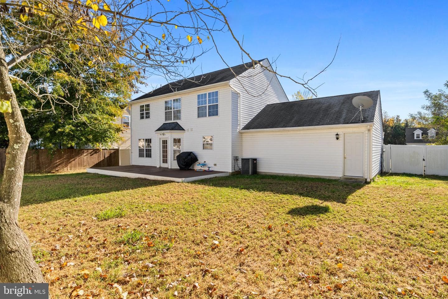 9427 Overlook Circle photo 9