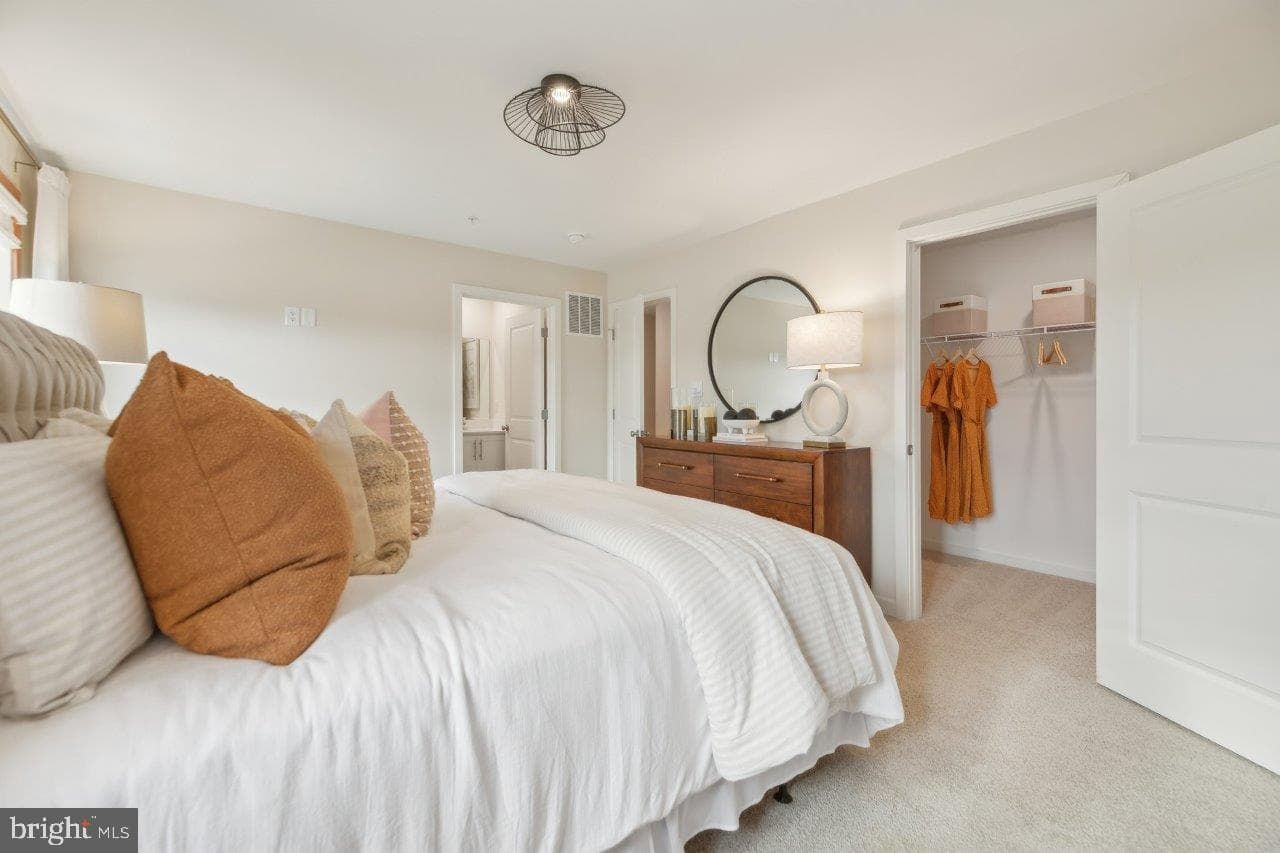 511 Swift Heron Avenue photo 30