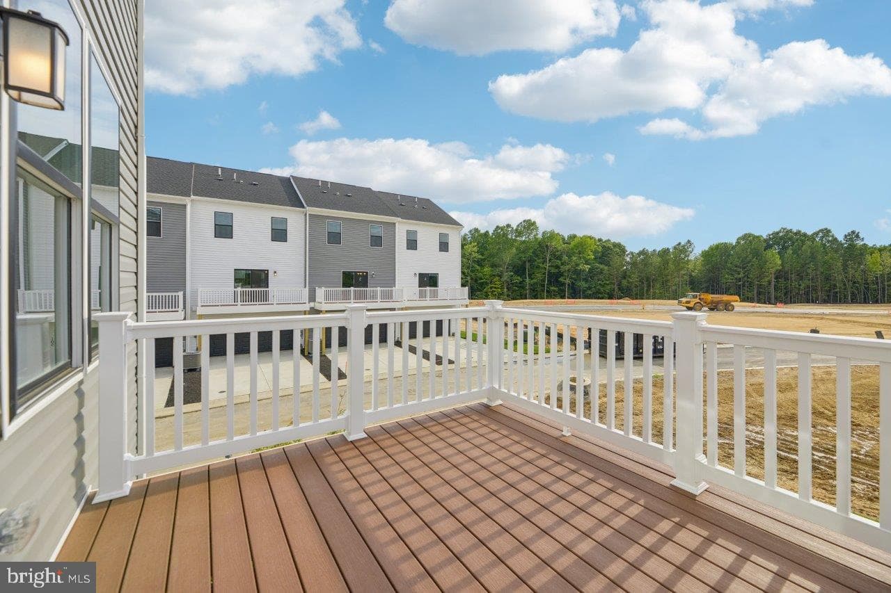 511 Swift Heron Avenue photo 35