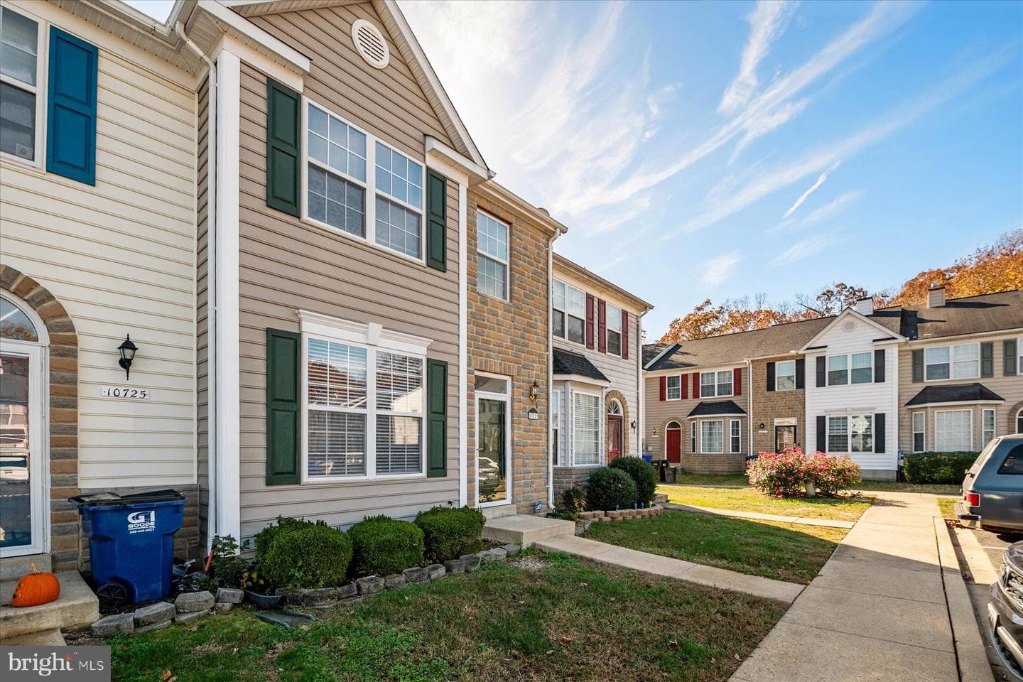 10723 Esprit Place photo 2