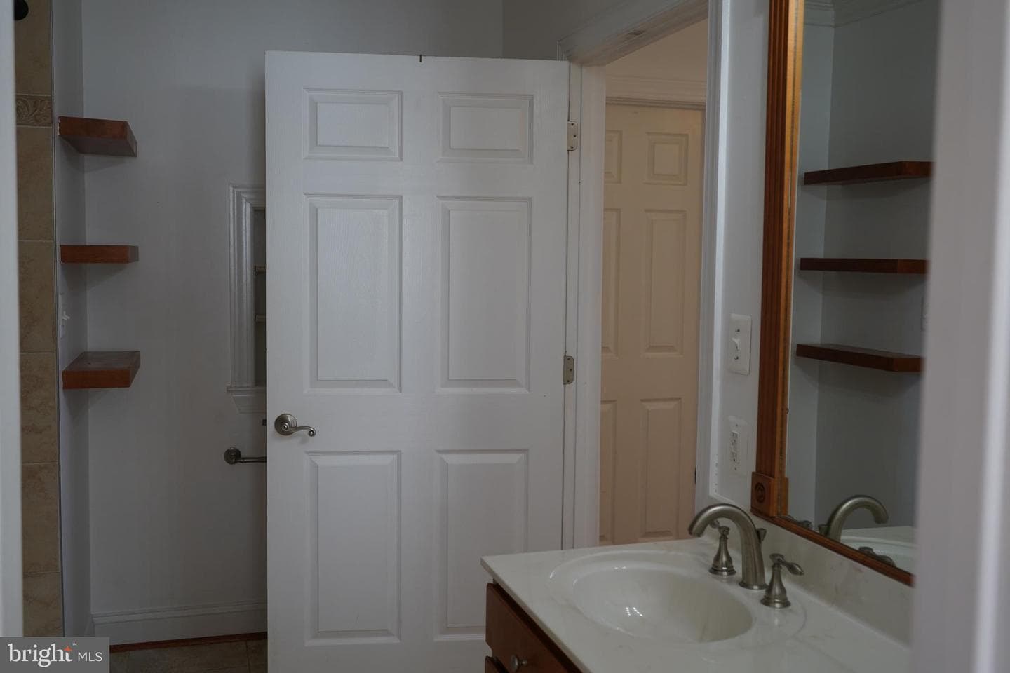 18754 Potomac Avenue photo 31
