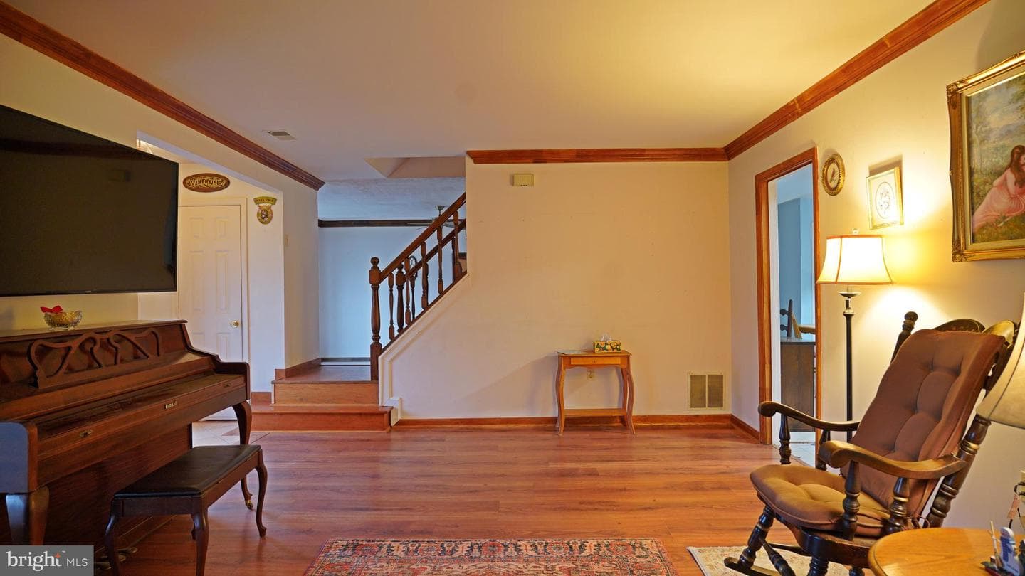 3528 Pine Cone Circle photo 4