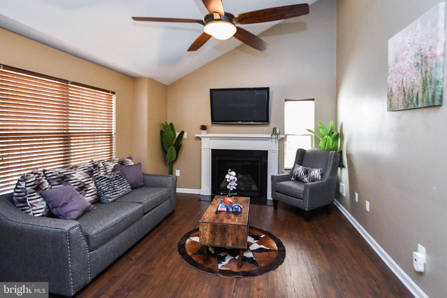16550 Delmarva Court photo 2
