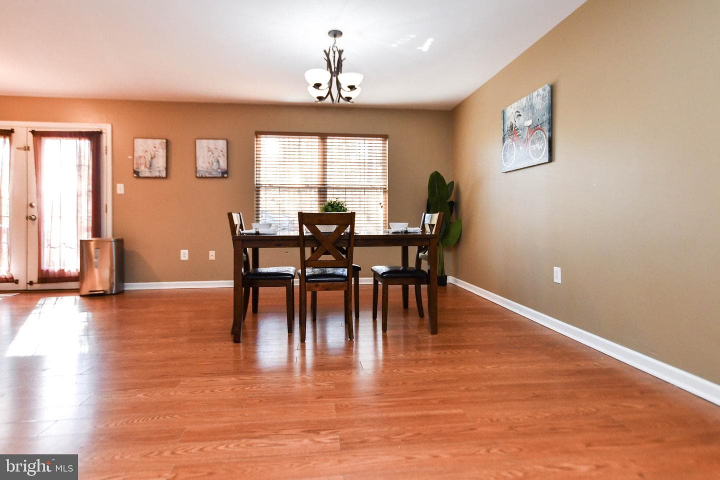 16550 Delmarva Court photo 3