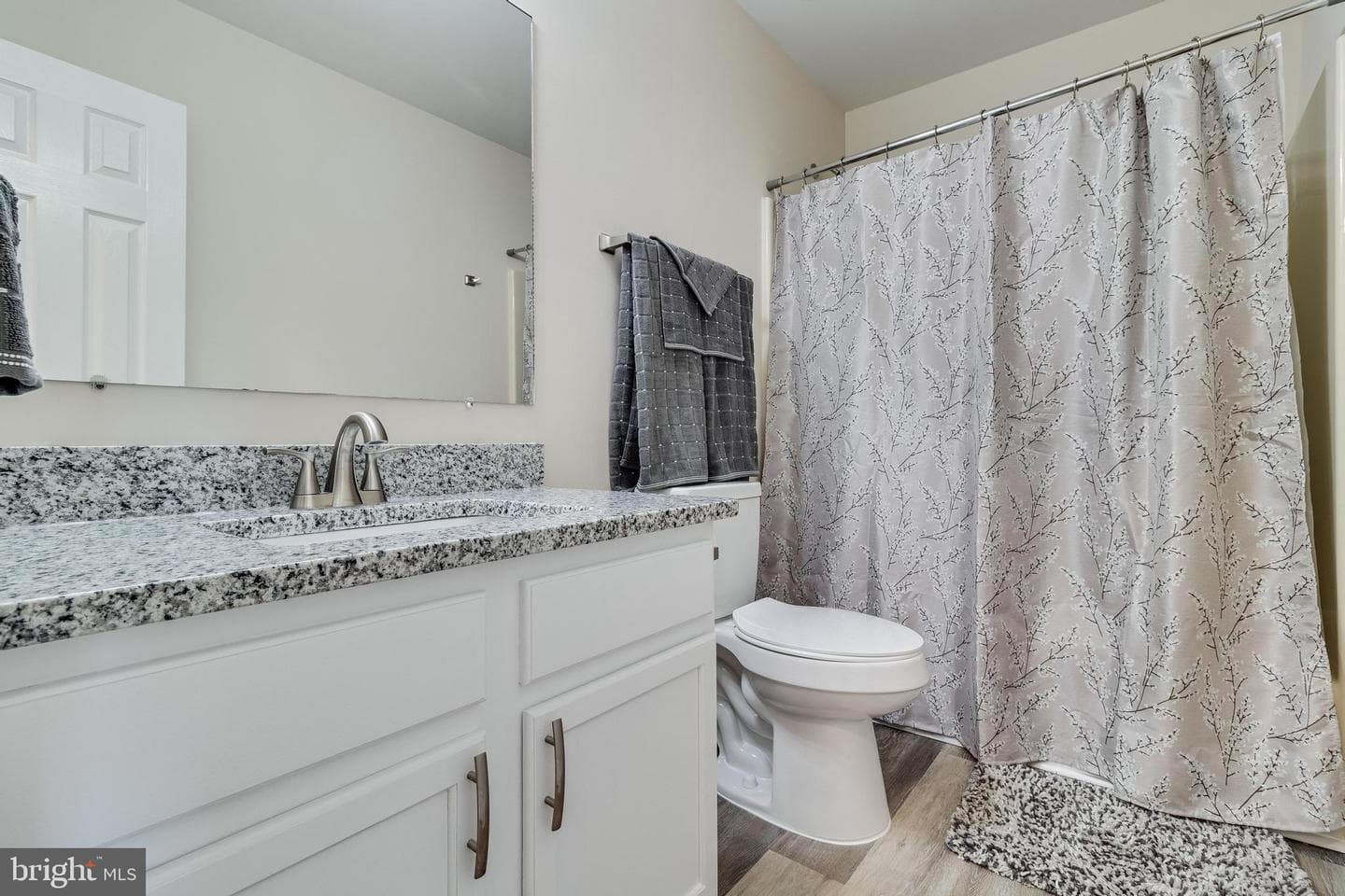 2502 Enterprise Place photo 14
