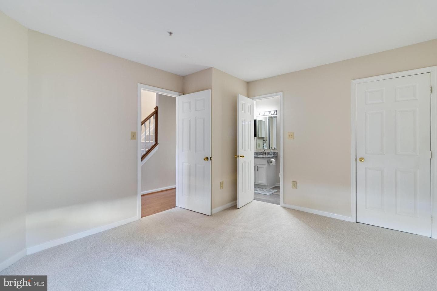 2502 Enterprise Place photo 22