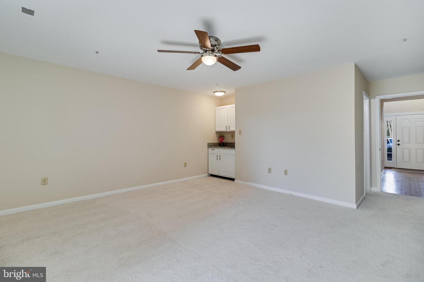 2502 Enterprise Place photo 26