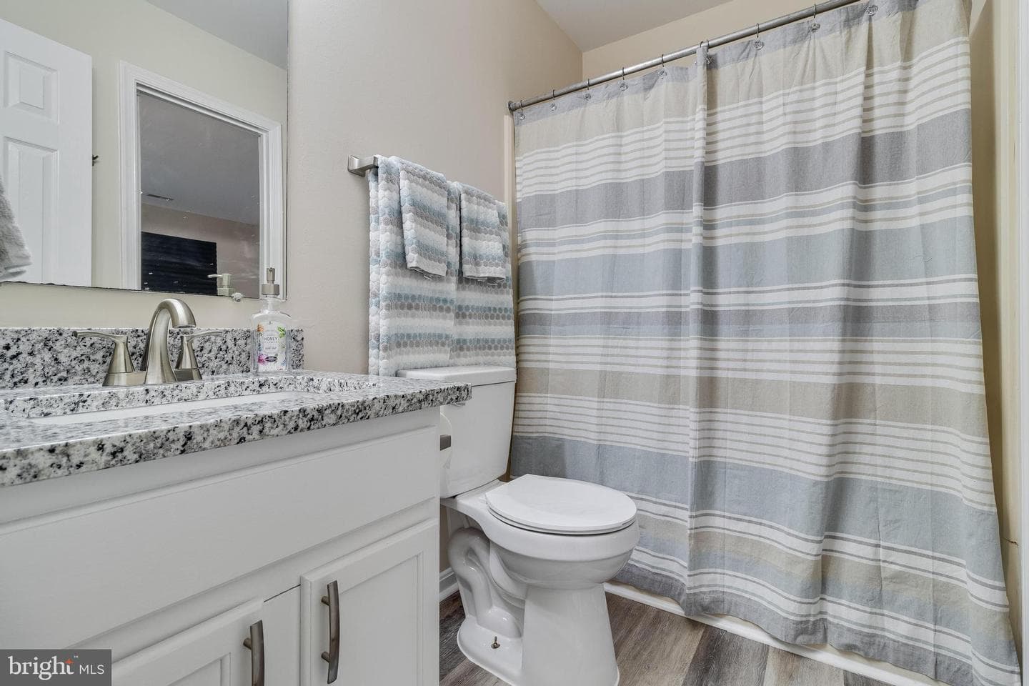 2502 Enterprise Place photo 27