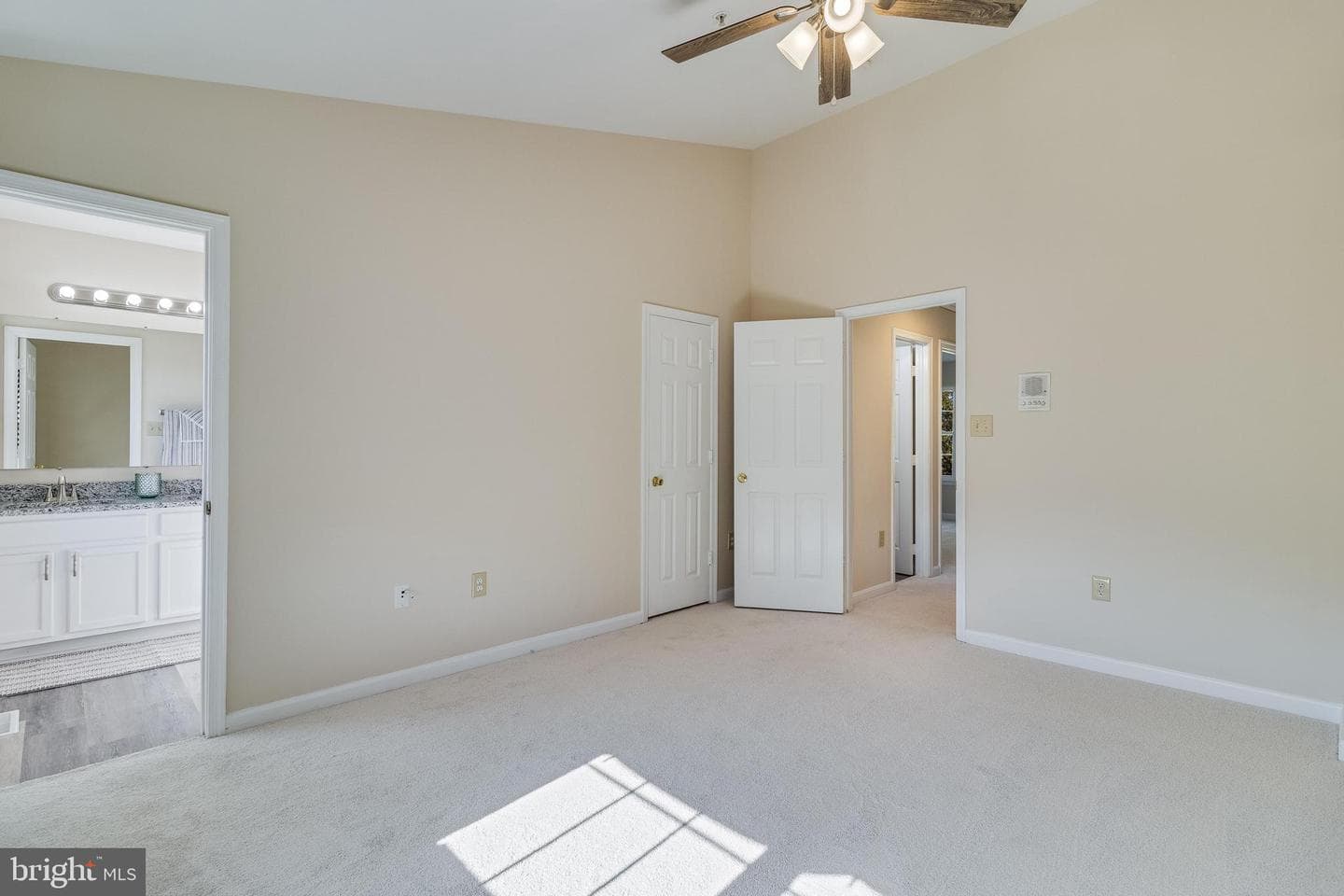 2502 Enterprise Place photo 8