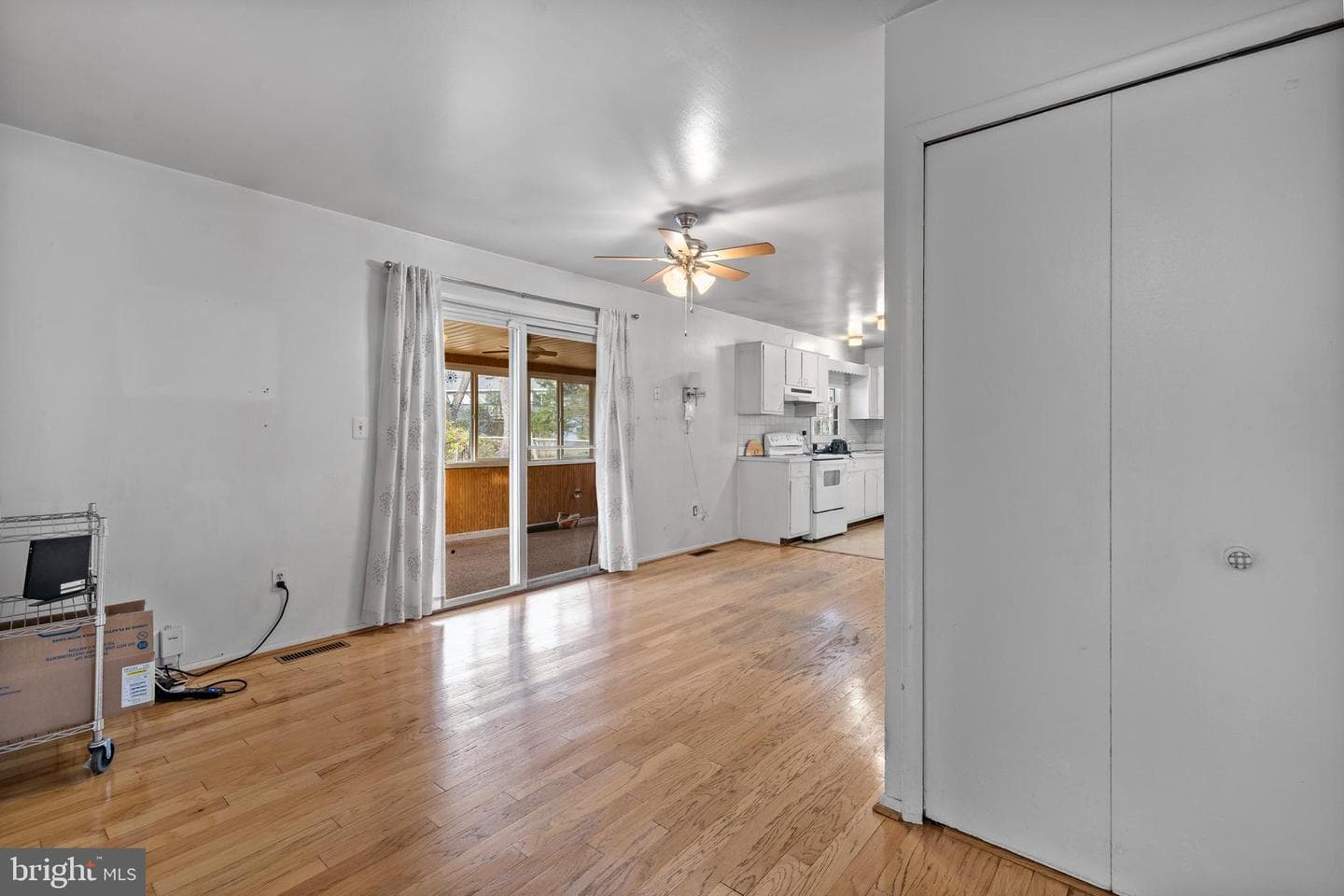 1016 Stone Avenue photo 22