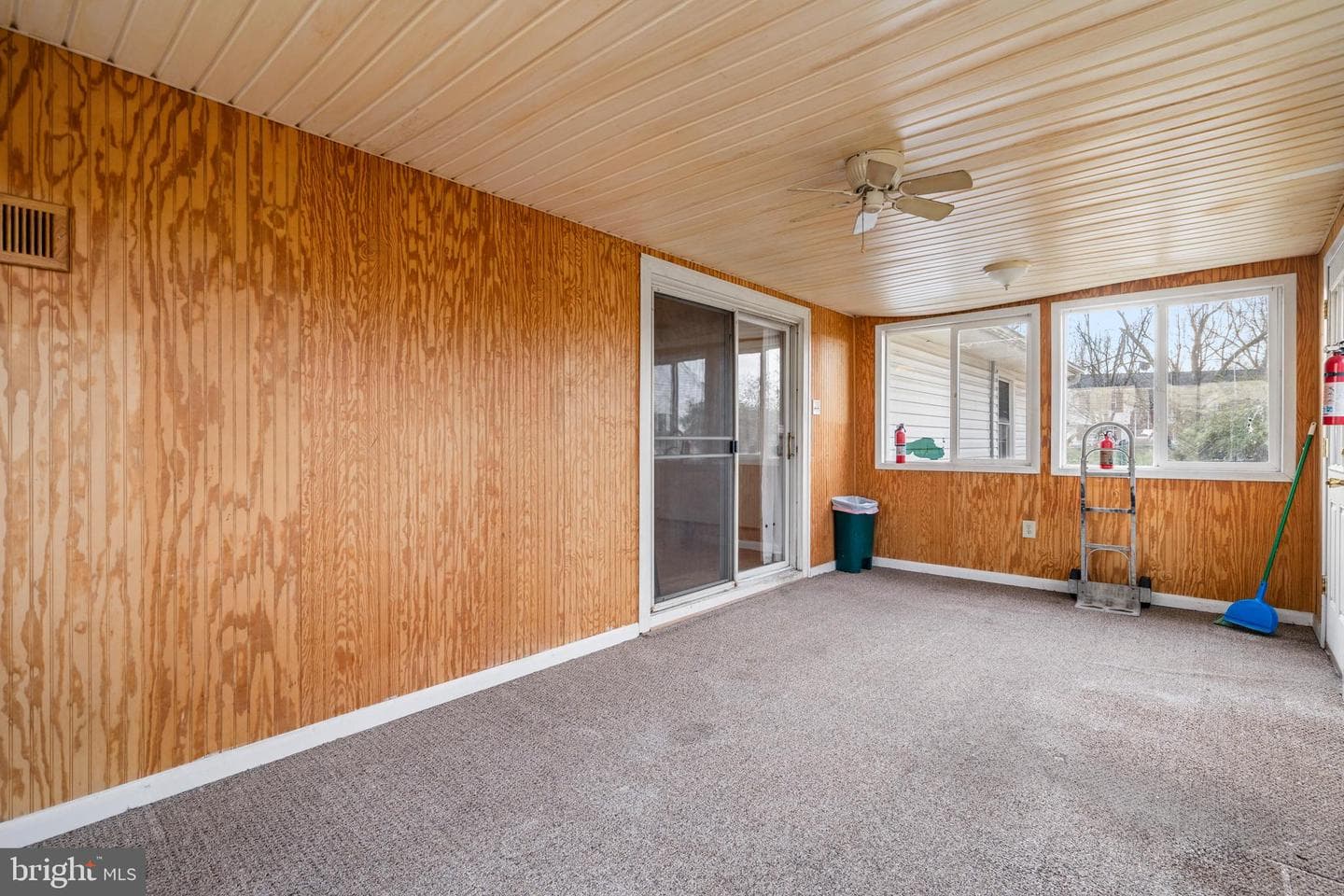 1016 Stone Avenue photo 38