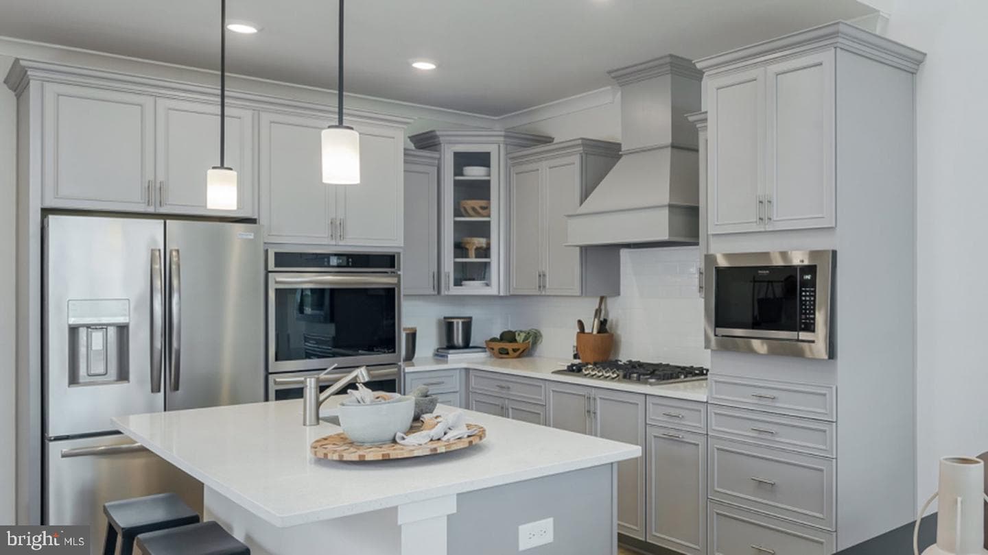10713 Great Lakes Pl photo 8