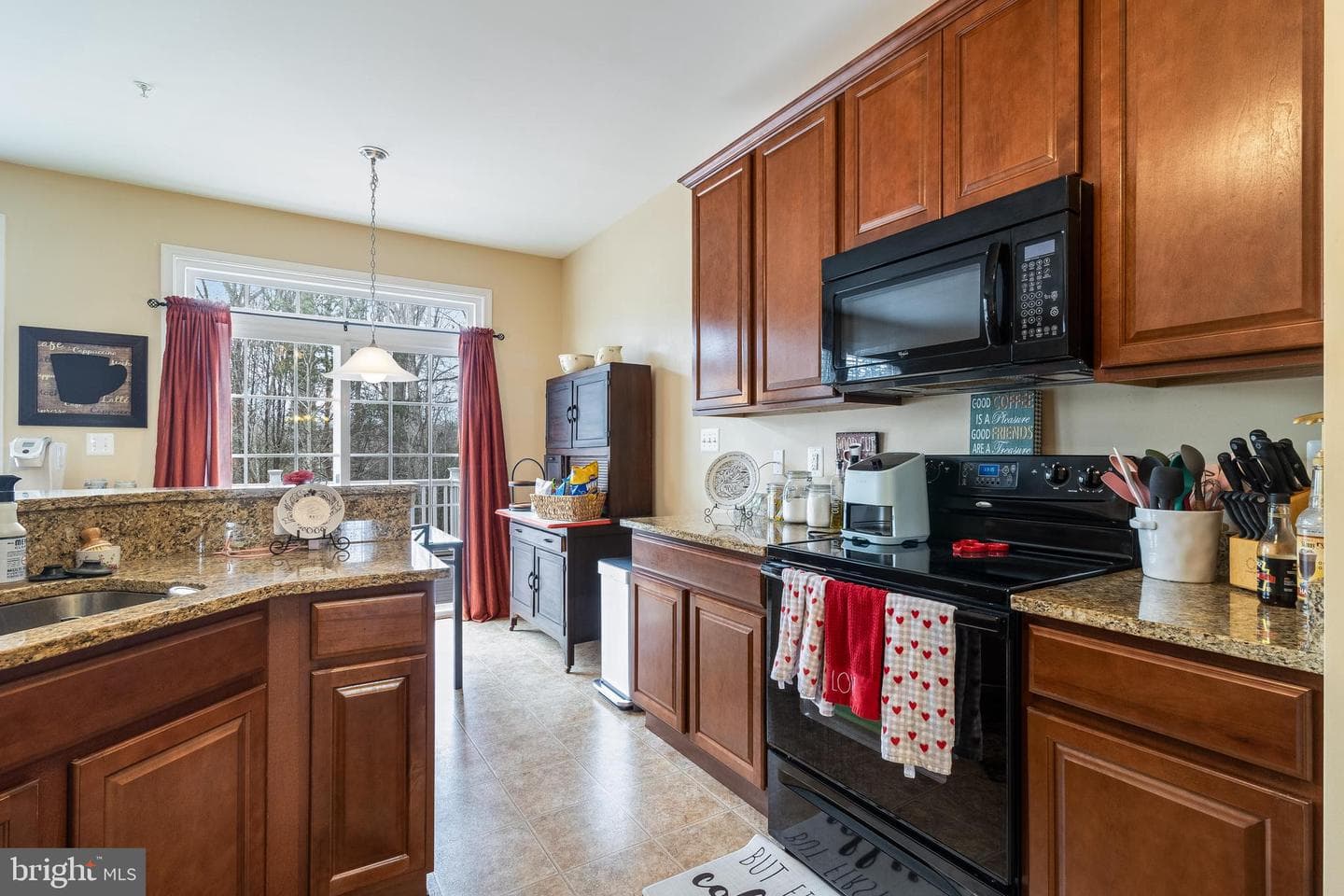 103 Millet Place photo 17