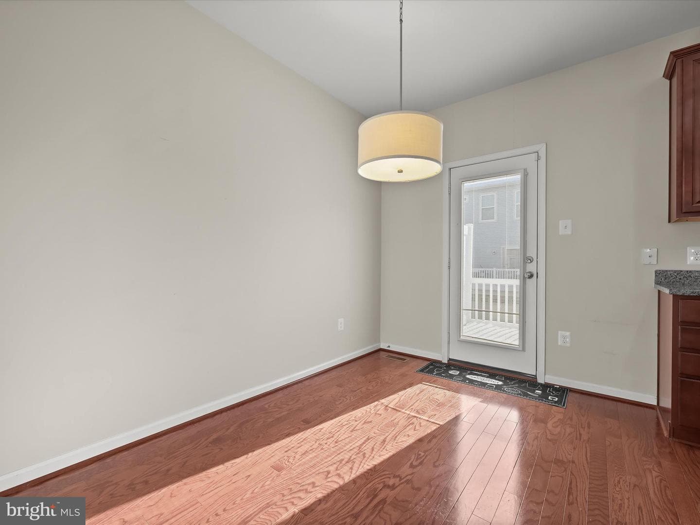 9832 Ushers Place photo 6