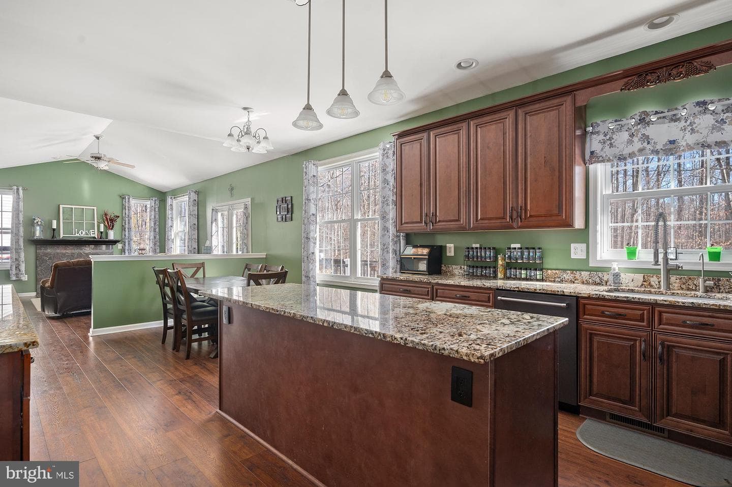 16020 Almond Sunset Lane photo 12