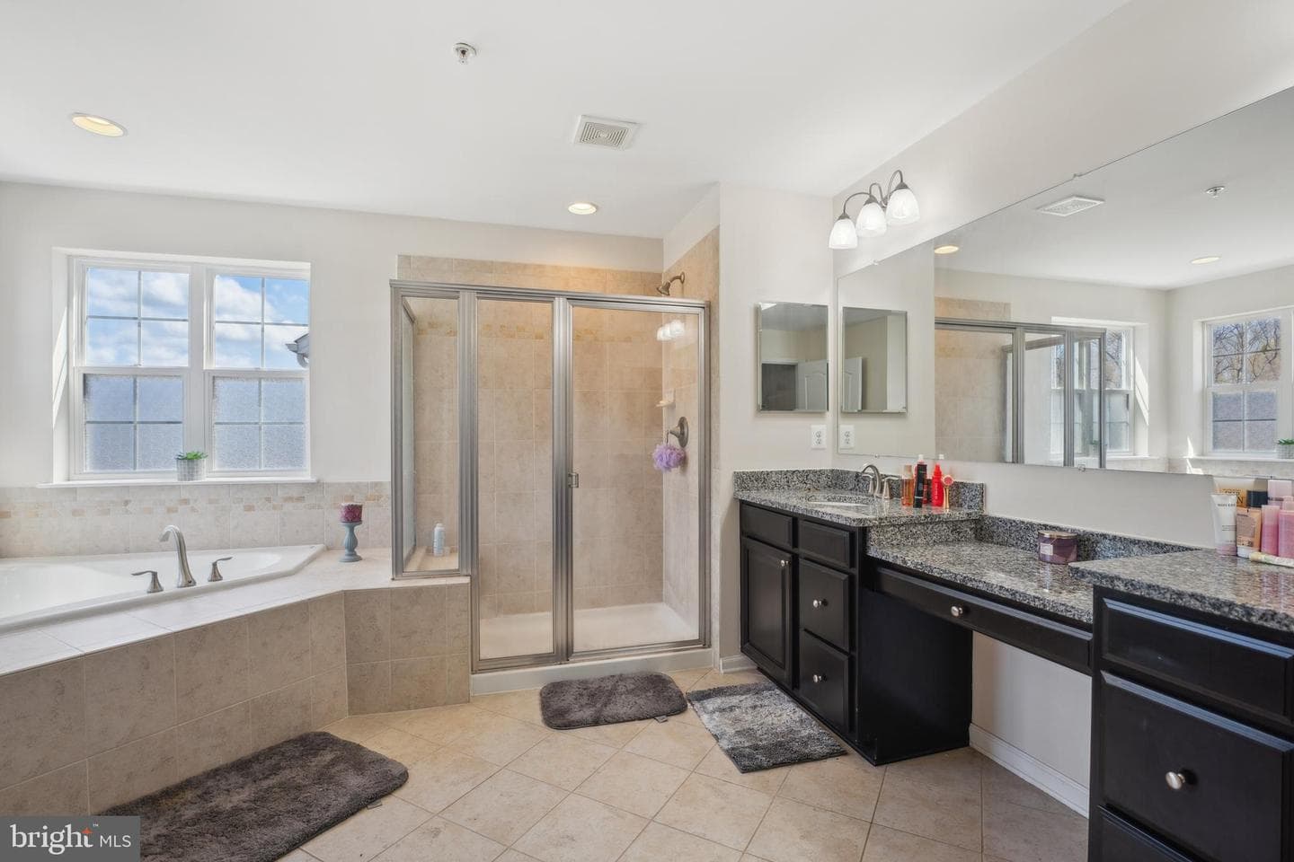 11320 Sierra Lane photo 12