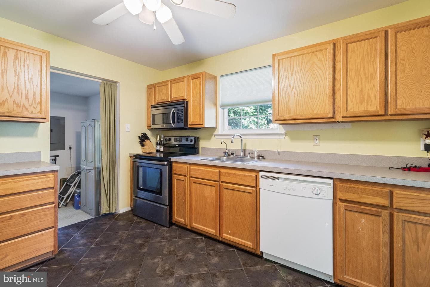 14329 High Avenue photo 4