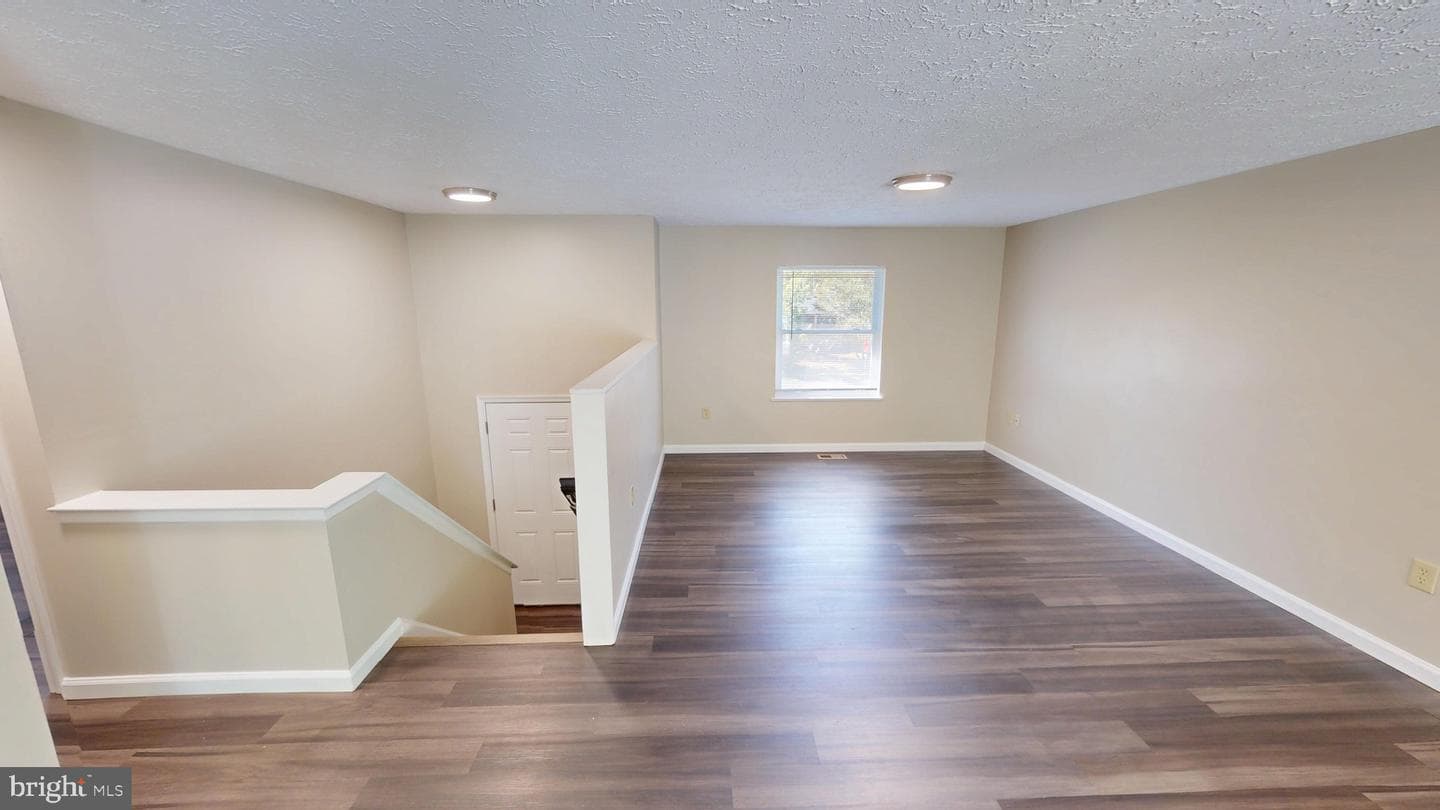 12820 Twin Oak Drive photo 23