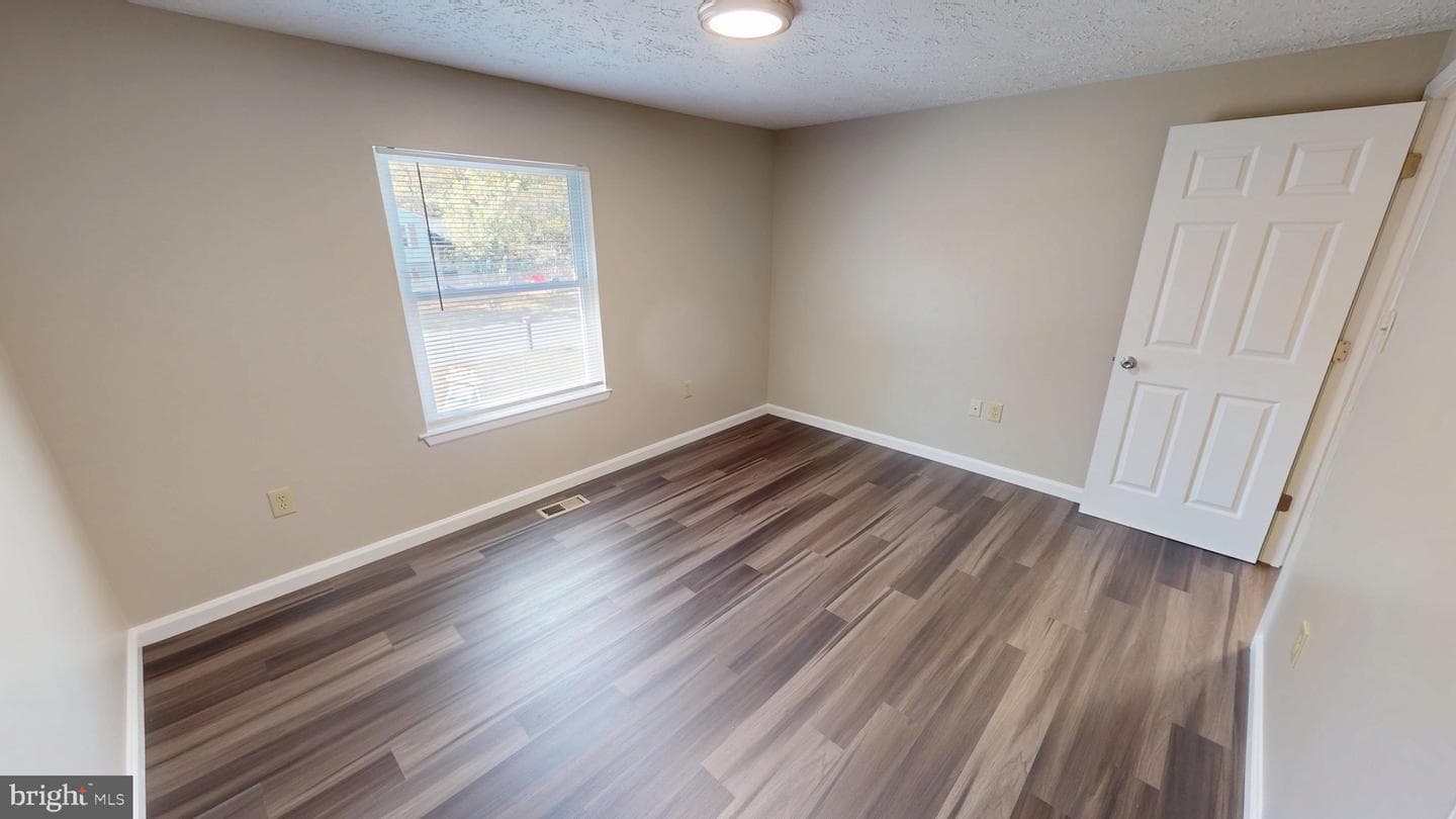 12820 Twin Oak Drive photo 27