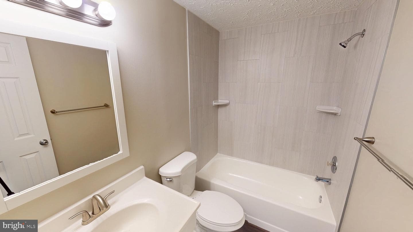 12820 Twin Oak Drive photo 37