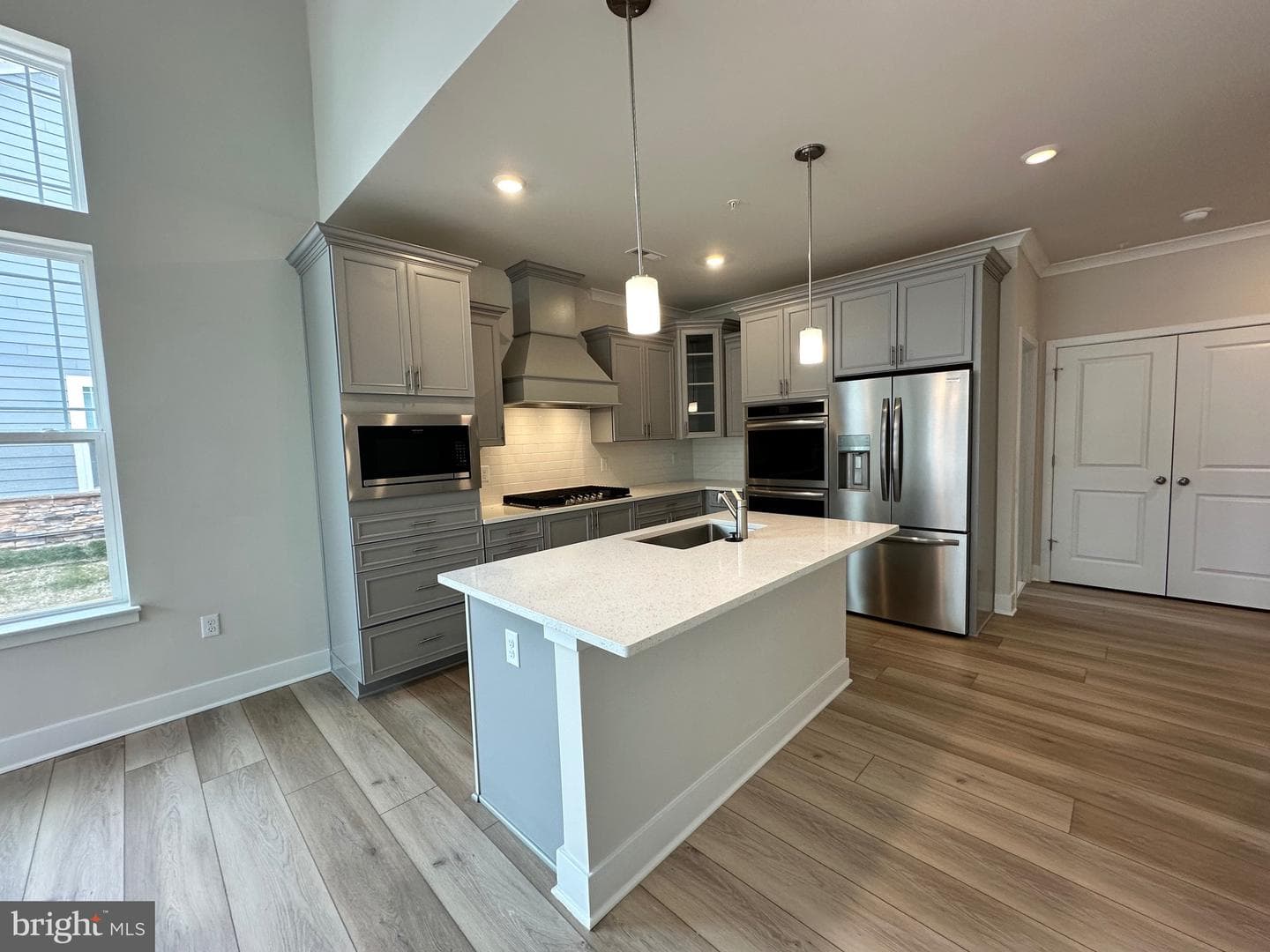 10755 Great Lakes Pl photo 13