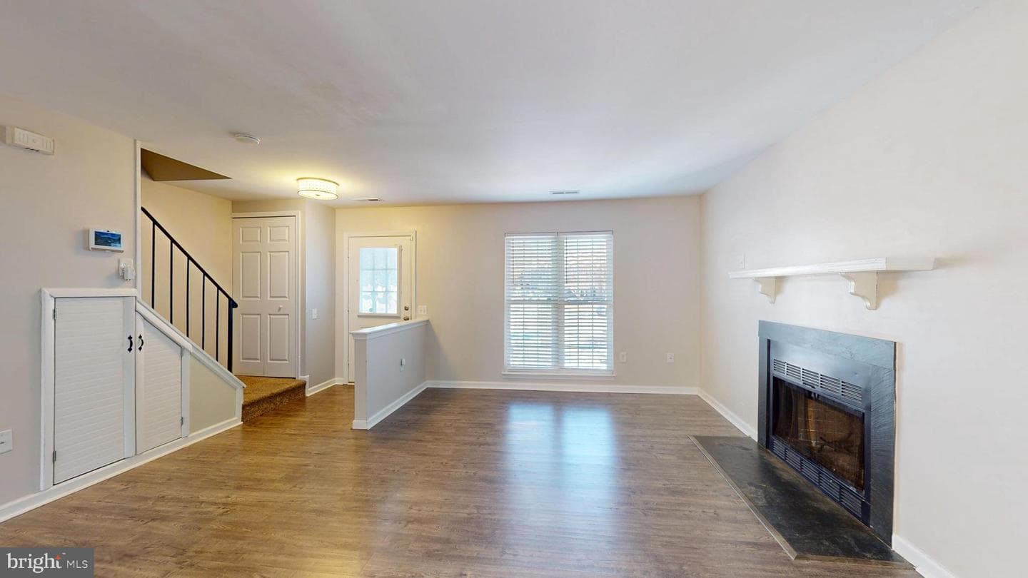 3669 Kempsford Field Place photo 12