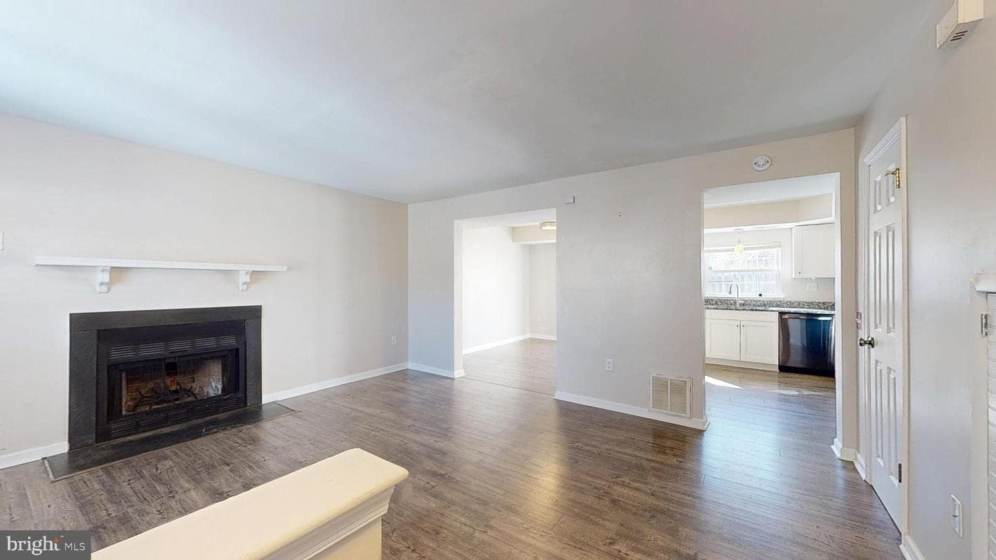 3669 Kempsford Field Place photo 16