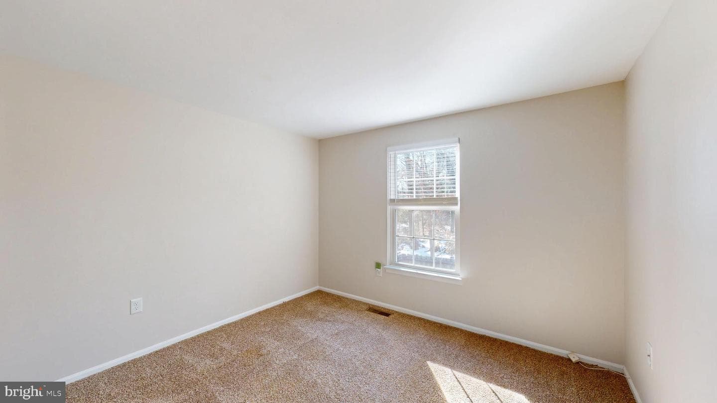 3669 Kempsford Field Place photo 23