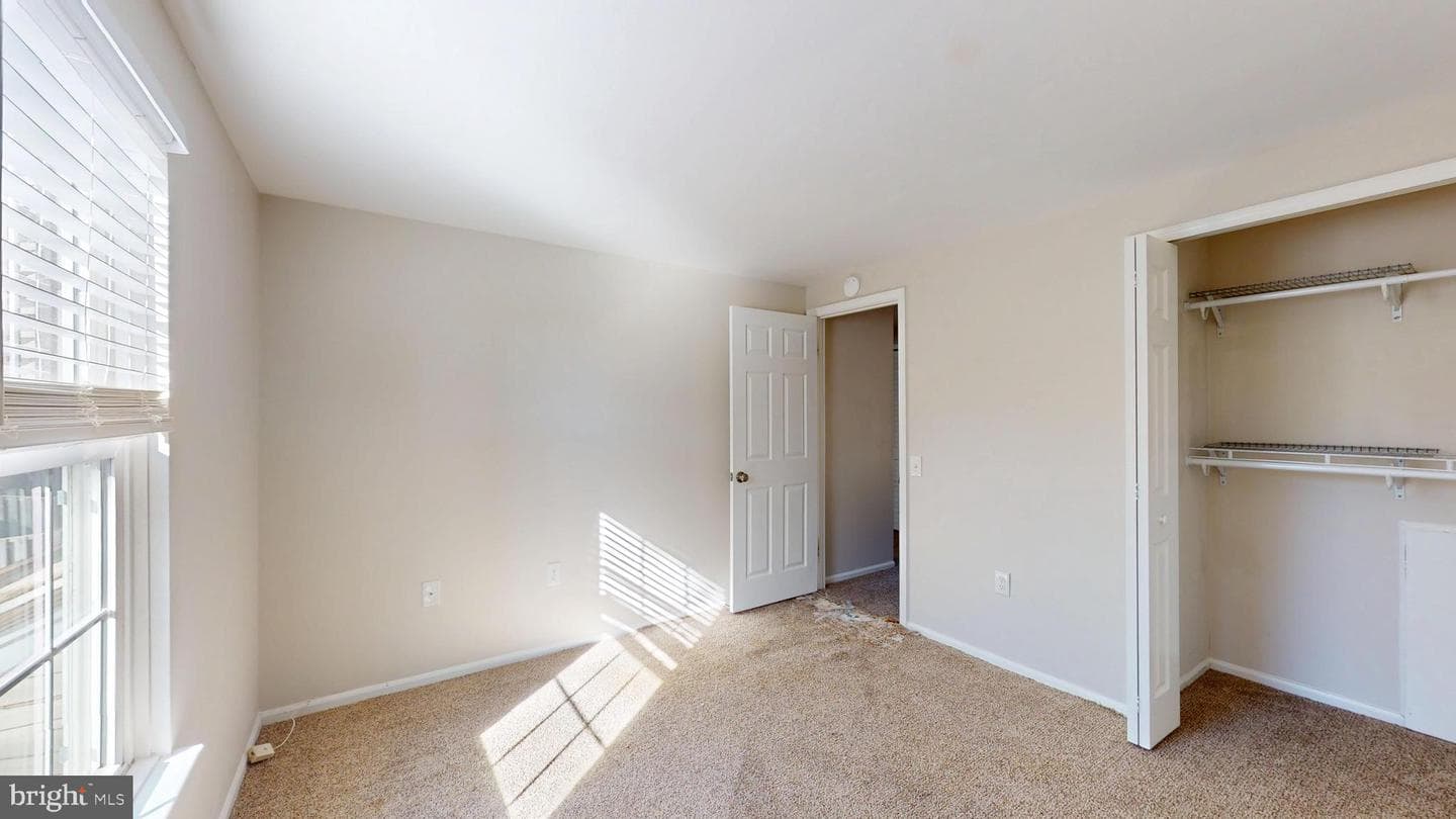 3669 Kempsford Field Place photo 24