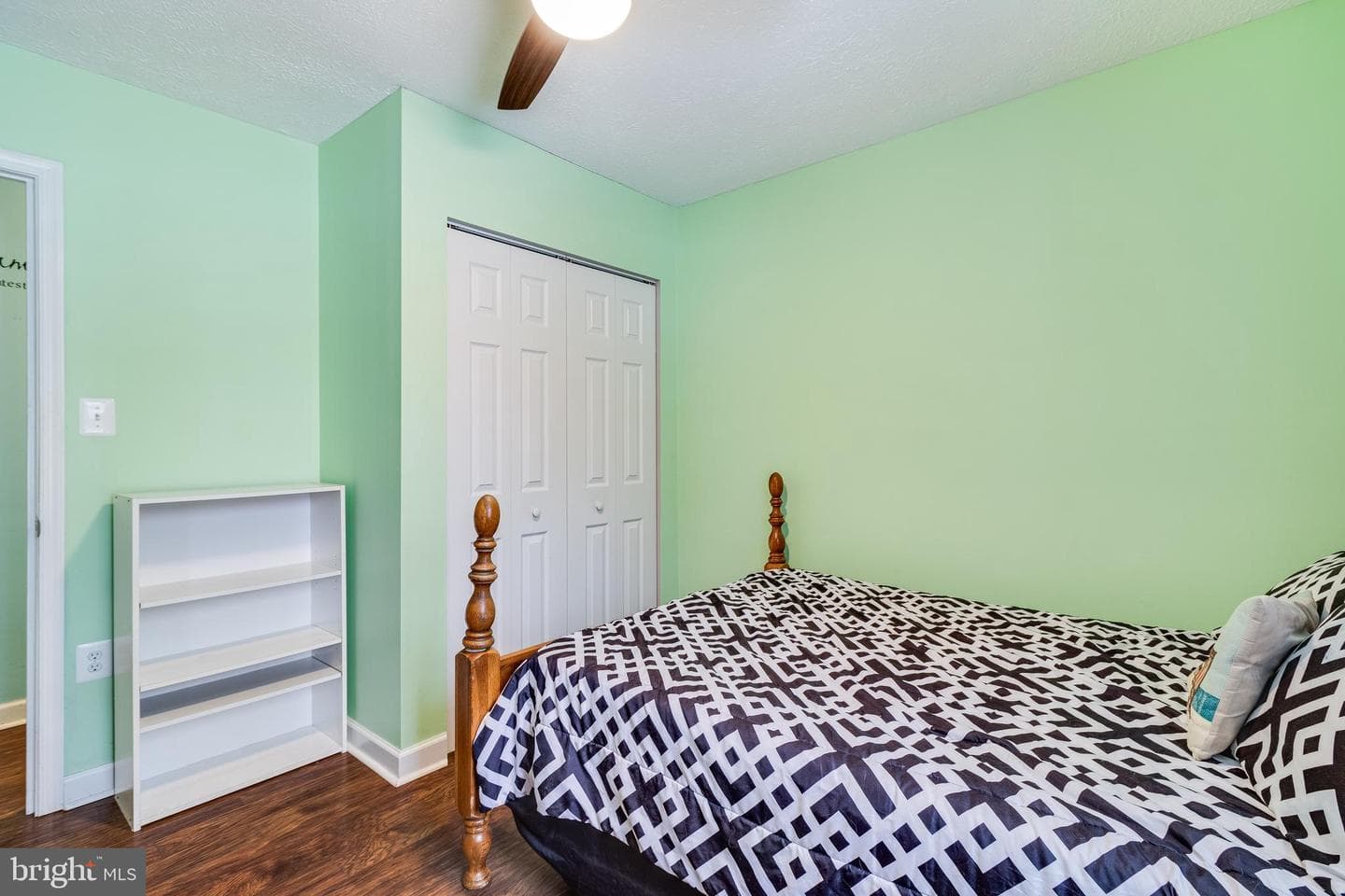 9796 Sylvan Turn photo 13