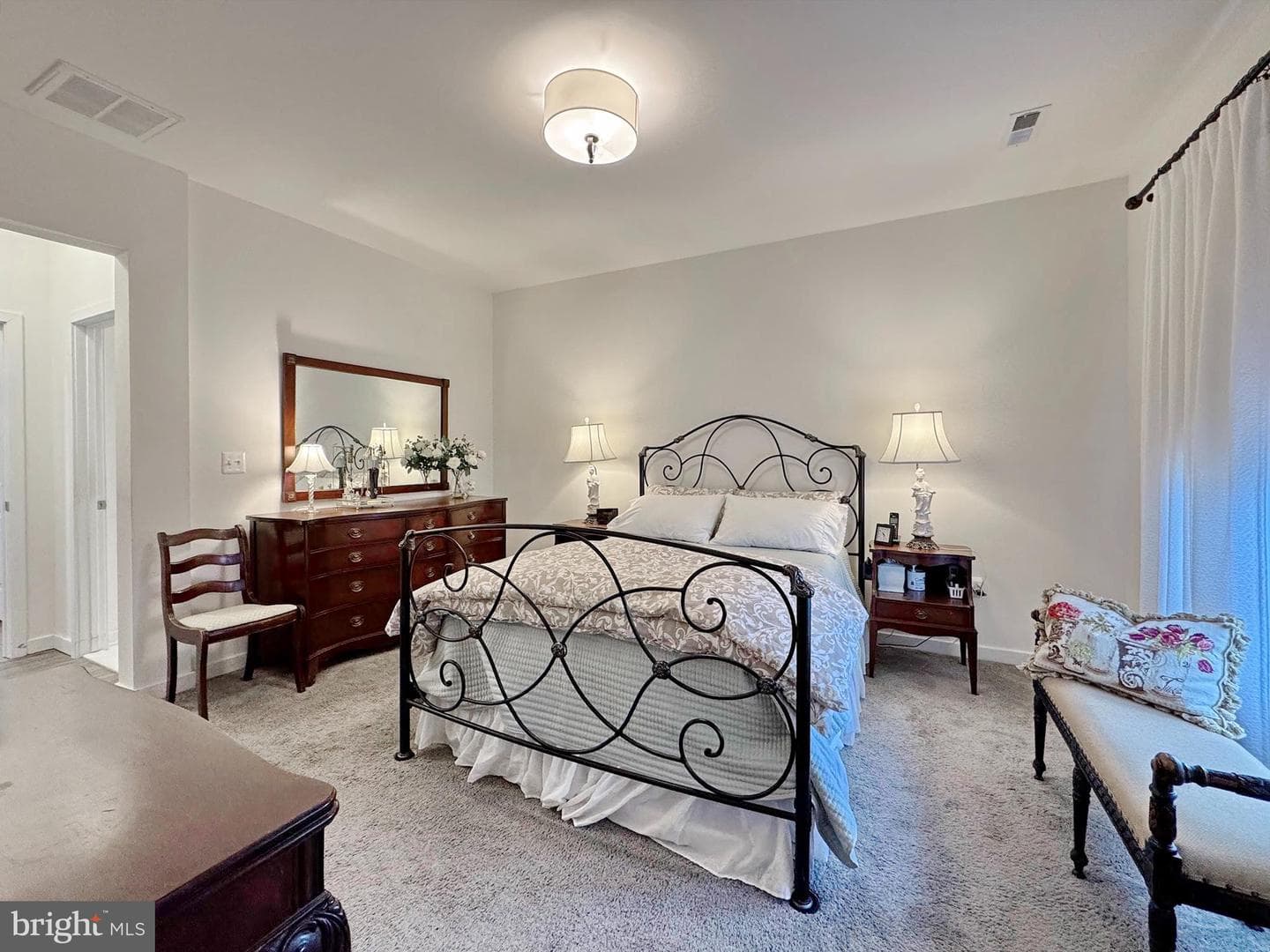 34 Camden Circle photo 13