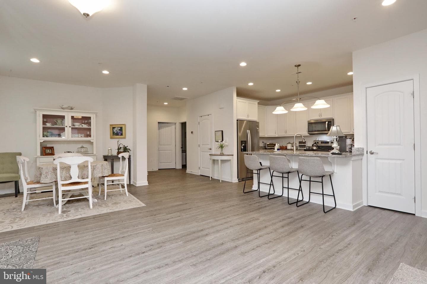 34 Camden Circle photo 2