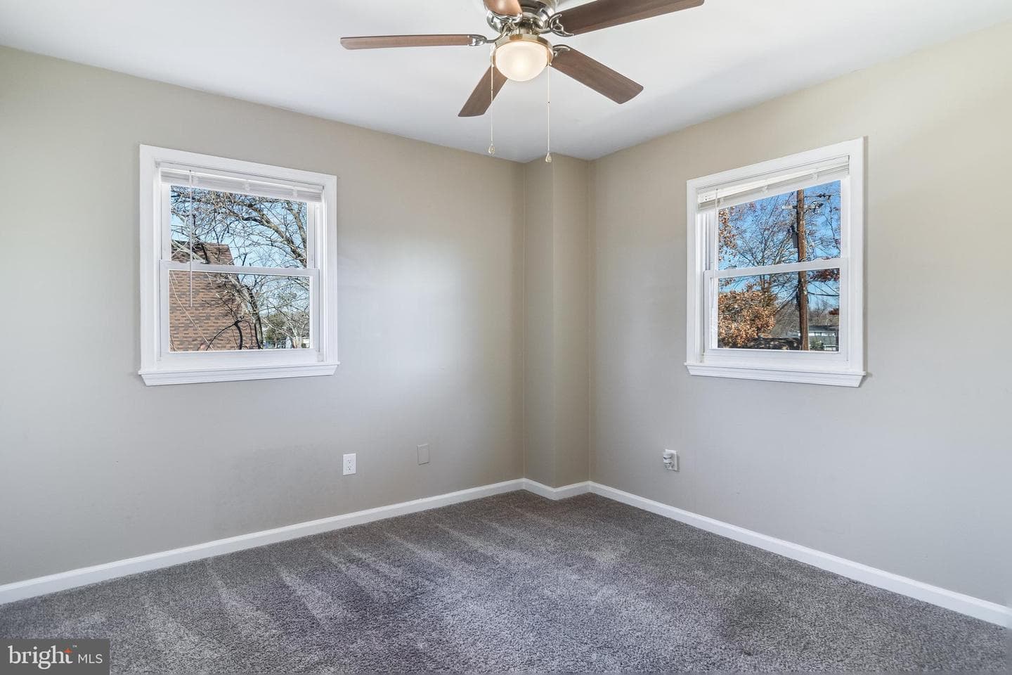 1115 Clark Avenue photo 13