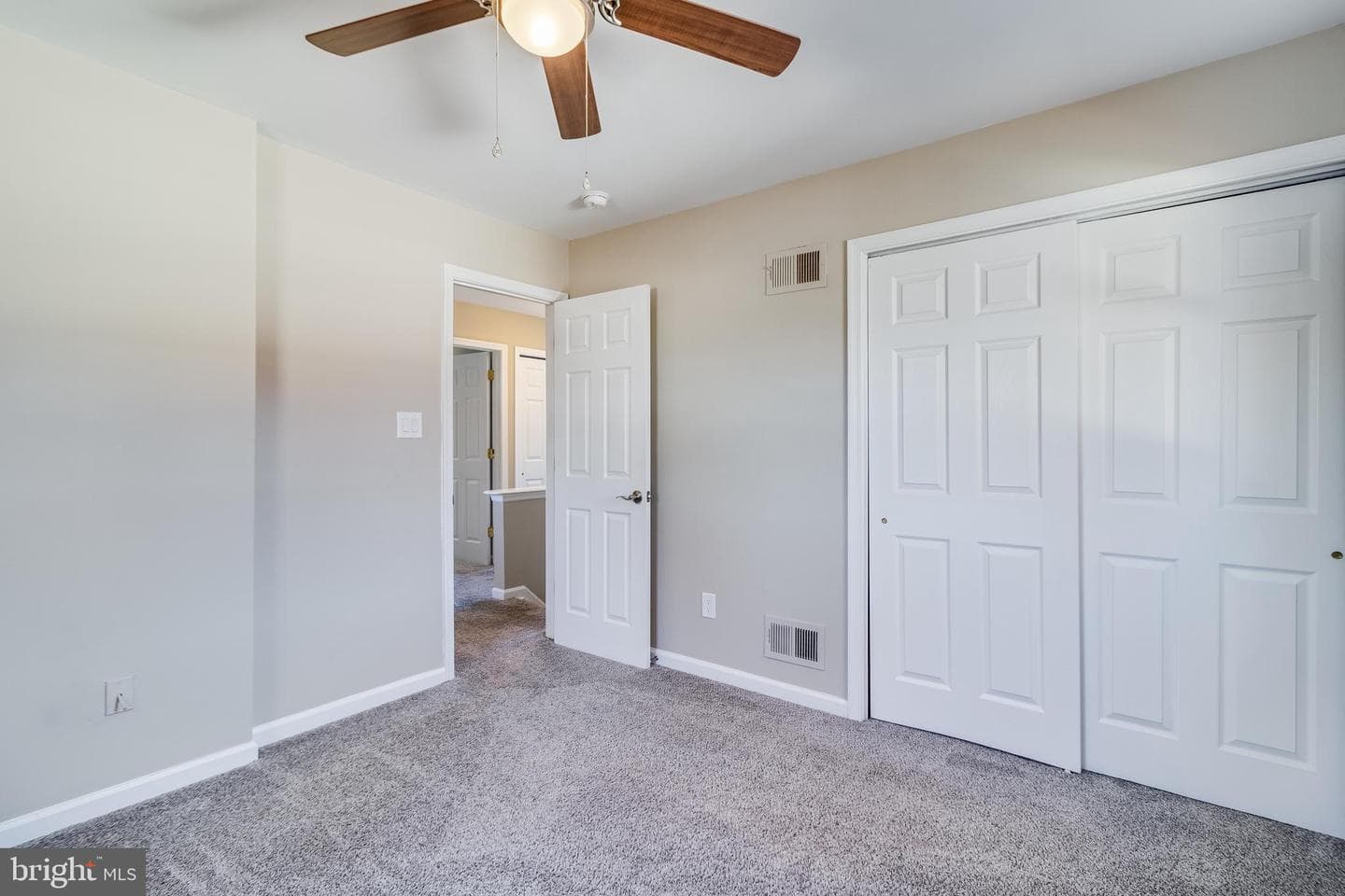 1115 Clark Avenue photo 14