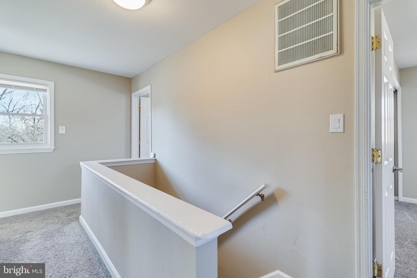 1115 Clark Avenue photo 21
