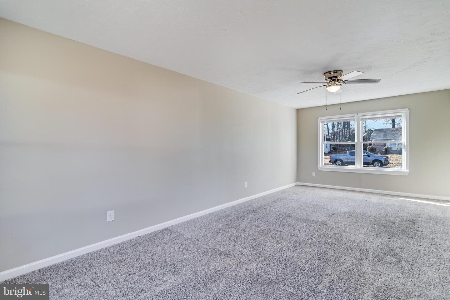 1115 Clark Avenue photo 31